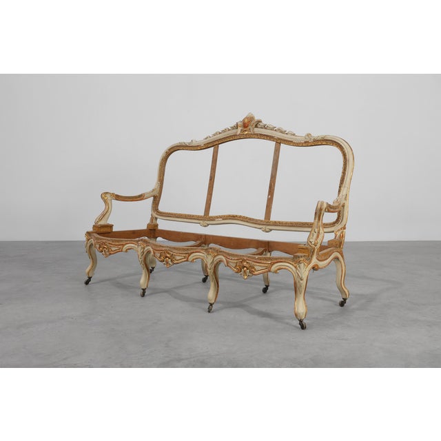 Antique French Louis XV Sofa in Carved Wood, 1800s For Sale - Image 17 of 17