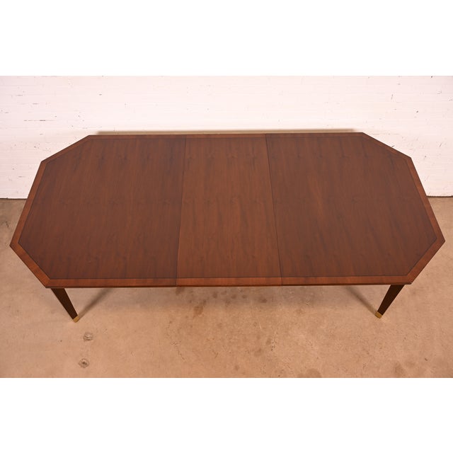 Henredon French Regency Louis XVI Banded Walnut Extension Dining Table | Newly Refinished For Sale In South Bend - Image 6 of 18