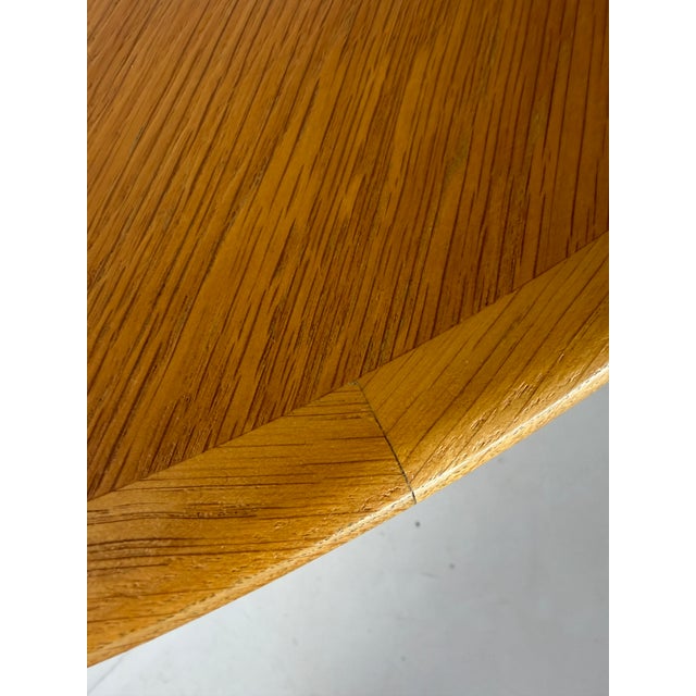 1960s Danish Modern Extendable Oak Dining Table by Henning Kjærnulf for Sorø Stolefabrik, 1960s For Sale - Image 5 of 16