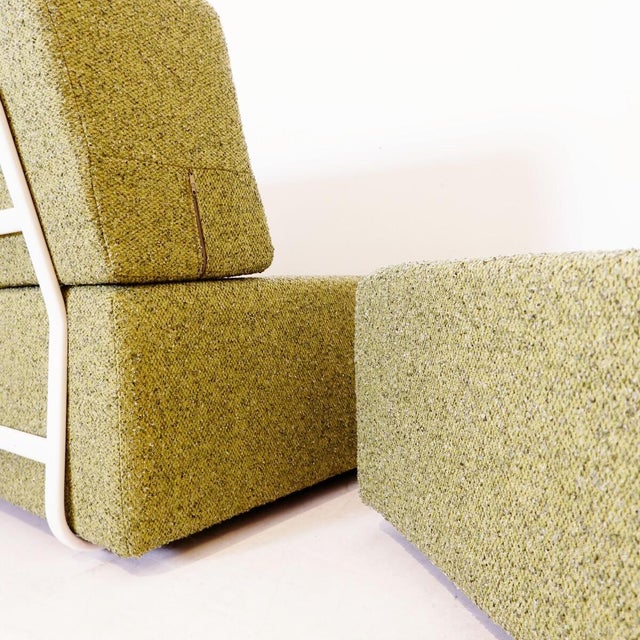 Mid-Century Modern Lounge Chairs with White Metal Frames and Mottled Green Upholstery, 1960s, Set of 2 For Sale - Image 3 of 9