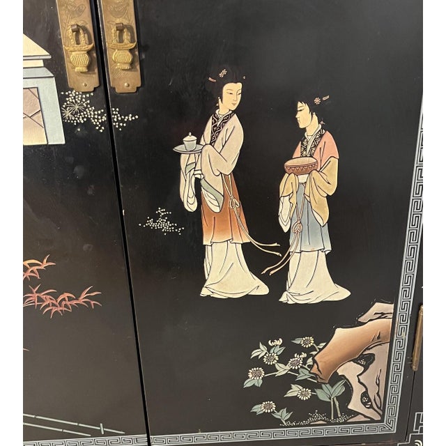 Mid-Century Chinese Black Lacquer Cabinet With Mother of Pearl Inlays For Sale In Tampa - Image 6 of 17