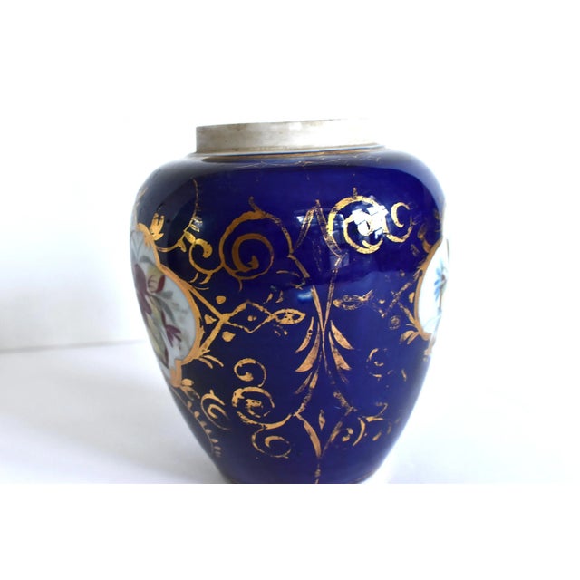 Ceramic Mid 19th Century Antique Old Paris Porcelain Vase For Sale - Image 7 of 10