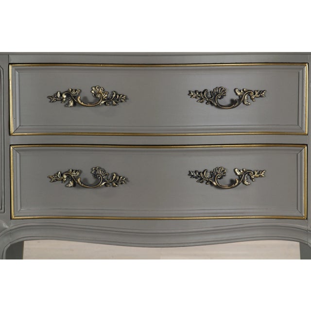 Mid-Century Modern Vintage Henredon Earth Tone Nightstand For Sale - Image 3 of 5