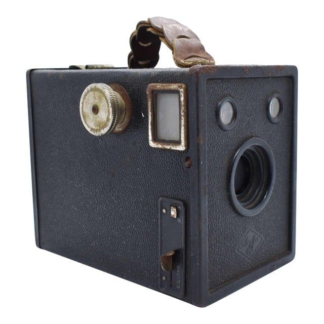 Antique Art Deco Agfa Ansco B2 Shur-Shot Box Camera With Braided Leather Handle For Sale