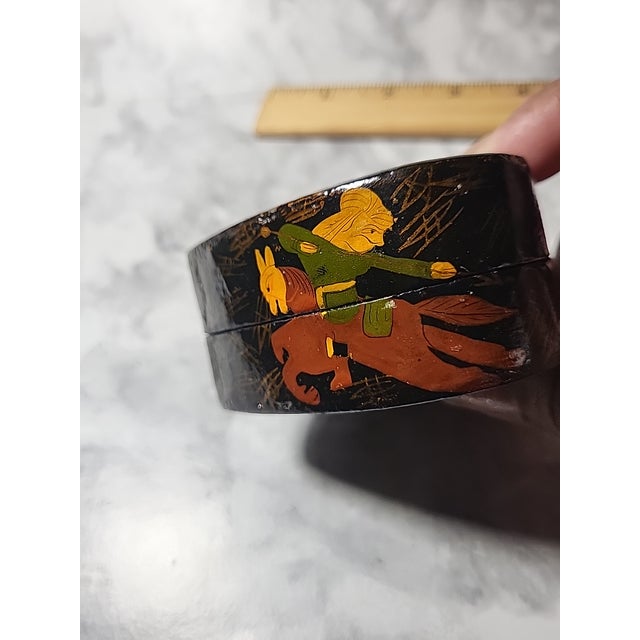 Antique Kashmiri Paper Mache Box – Hand Painted Keepsake Box For Sale - Image 11 of 13