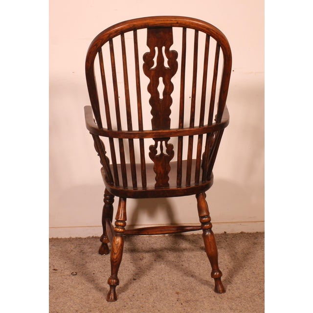Early 19th Century Windsor Armchair in Ash and Elm For Sale - Image 9 of 13