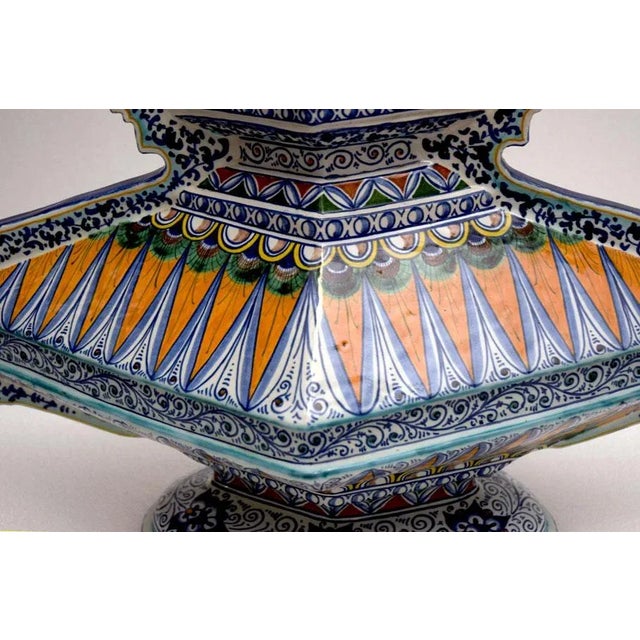 Large Ceramic Renaissance Style Lidded Pot by Paolo Zoli Faenza, 1920s For Sale - Image 10 of 13