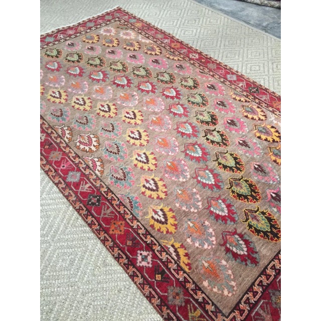 Textile 1970s Vintage Persian Qashqai Rug - 5′3″ × 9′3″ For Sale - Image 7 of 13