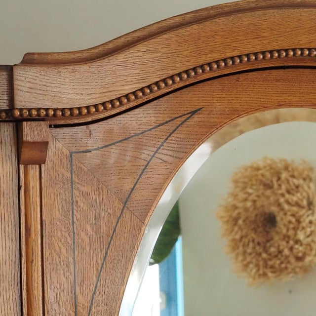 1920s Large Art Nouveau 3-Door Wardrobe in Oak with Oval Mirror For Sale - Image 5 of 18