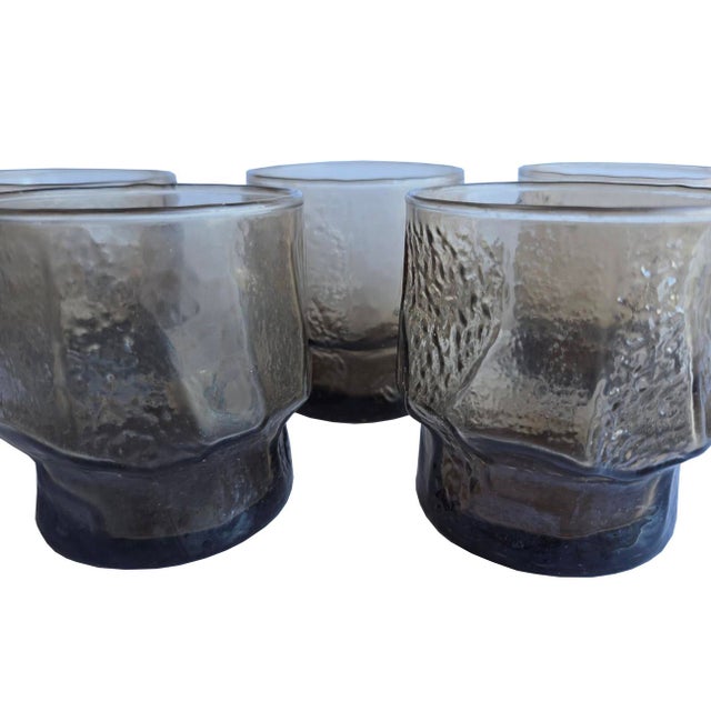 Offered is a set of 6 vintage 1980s Libbey Glass Co. Normandy pattern old fashioned low ball tumblers in their signature...