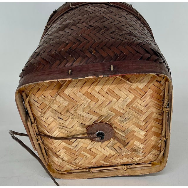 Vintage Table Lamp Made From Asian Basket For Sale In Providence - Image 6 of 12