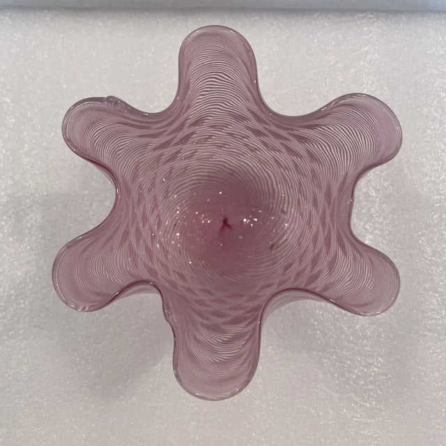 Mid-Century Modern Vintage Murano Pink/White Vetreria Artistica Handkerchief Vase For Sale - Image 3 of 5