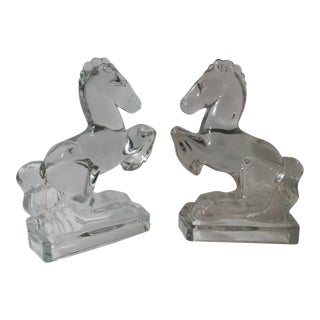 1960s Vintage l.e. Smith Rearing Horse Glass Bookends - a Pair For Sale
