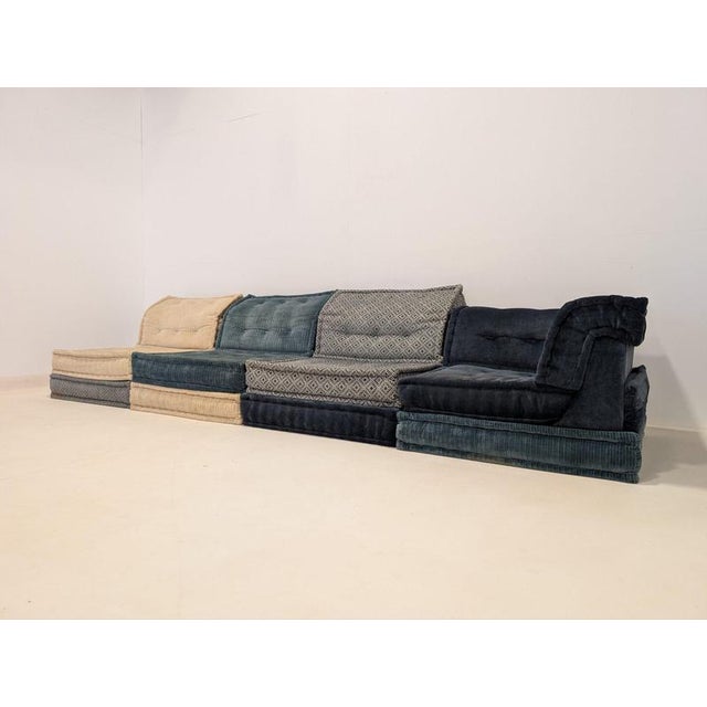 Embrace the freedom of form and function with this iconic roche bobois mah jong sofa configuration. Originally designed in...
