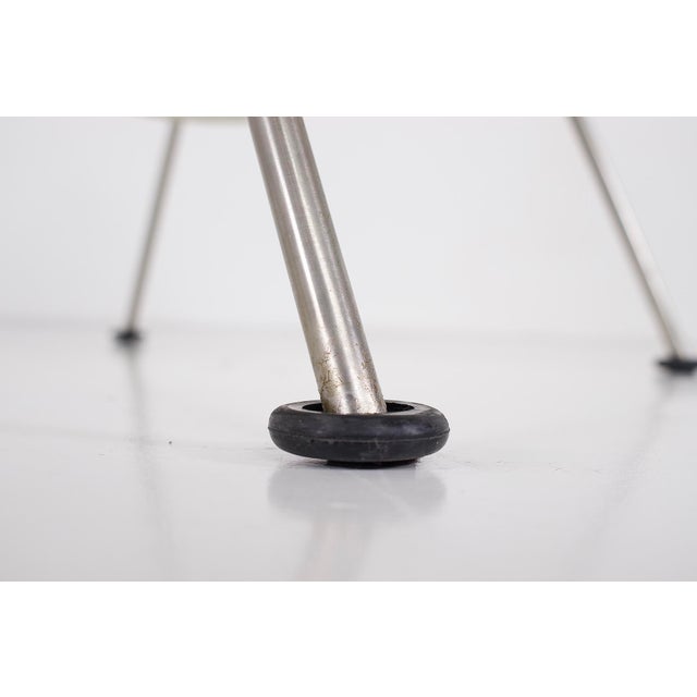 1960s Set of Oyster F157 Armchair and Ottoman from Pierre Paulin, 1960s For Sale - Image 5 of 15