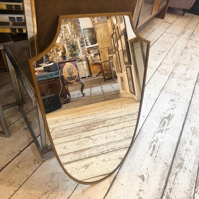 1950s Gio Ponti Style Mid-Century Modern Brass Shield Italian Wall Mirror For Sale - Image 13 of 14
