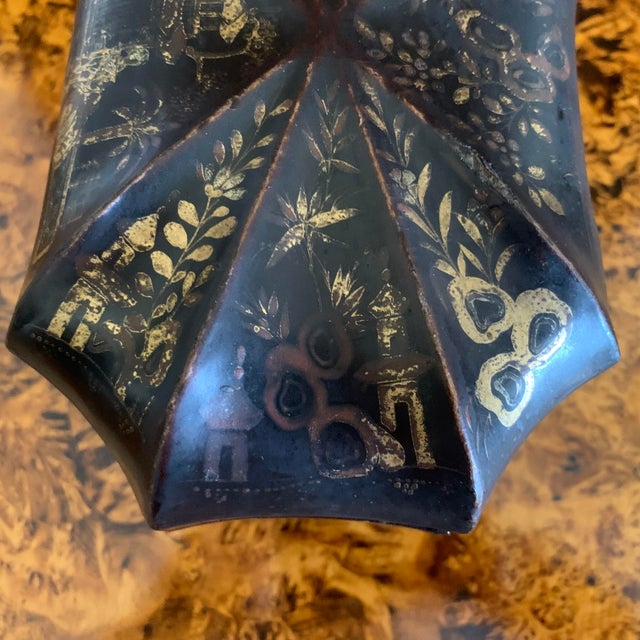 Chinese Export Black and Gilt Japanned Lacquer Melon Form Box For Sale - Image 14 of 14
