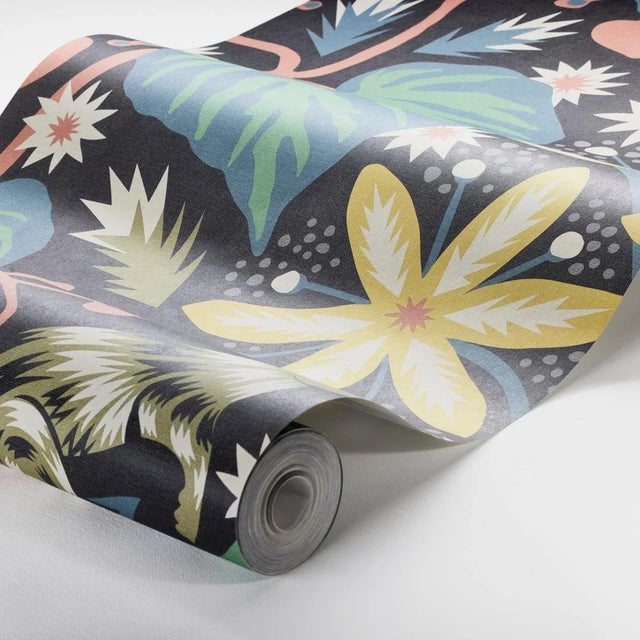 With its zigzag-tailed squirrels and stylized botanicals, Zingkorre is at once sophisticated and thoroughly joyful. This...