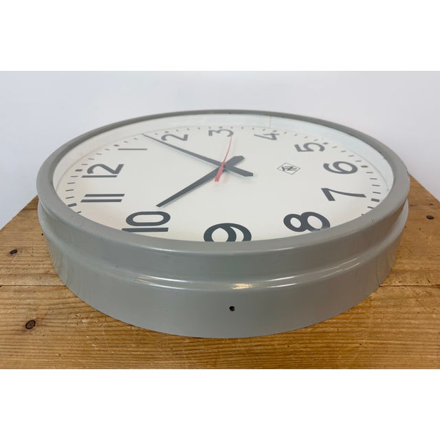 Large Vintage Industrial Wall Clock from TN, 1960s For Sale - Image 11 of 16