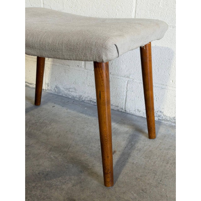 Beige Fabric Ottoman With Walnut Legs Mid-Century Modern 1960s For Sale - Image 4 of 7