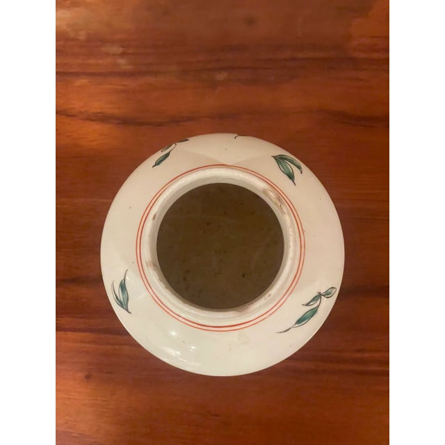 Decorative English Creamware With Hand Painted Flowers Mid-18th Century For Sale In Philadelphia - Image 6 of 6