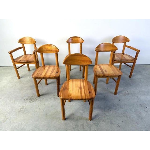 Set of 6 scandinavian solid pine wood dining chairs by Rainer Daumiller for Hirtshals Savvaerk The chairs are in good...