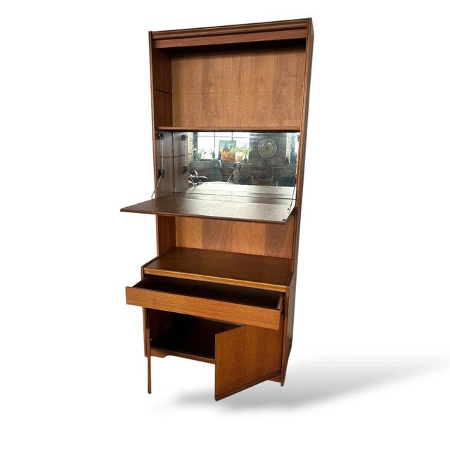 Brown Mid-Century Modern Teak Drinks Cabinet by William Lawrence, 1960s For Sale - Image 8 of 11