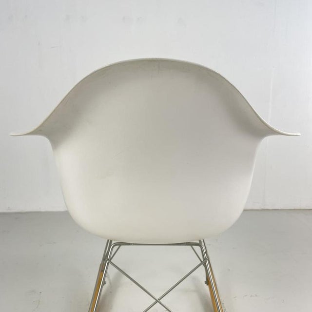 White RAR Rocking Chair by Charles and Ray Eames for Herman Miller, 1950s For Sale - Image 11 of 12