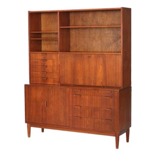 Hundevad Danish Mid Century Modern Teakwood Breakfront Cabinet C1960 For Sale