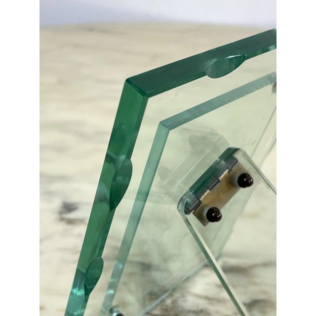 1960s Mid-Century Nile Green Chiselled Murano Glass Photo Frame in the style of Pietro Chiesa for Fontana Arte, 1960s For Sale - Image 5 of 9