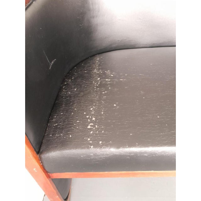 1930s Art Deco Club Sofa from Studio Globe Wernicke, 1940s For Sale - Image 5 of 18