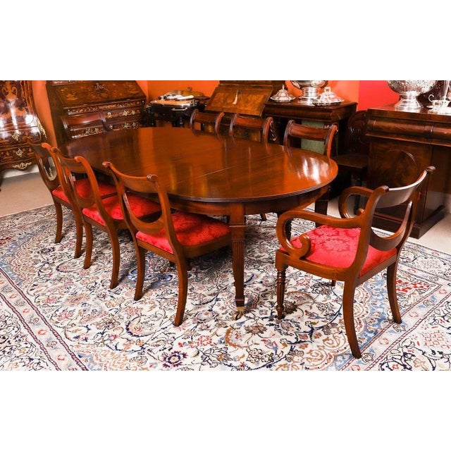 Victorian Flame Mahogany Extending Dining Table, 1890s For Sale - Image 5 of 18