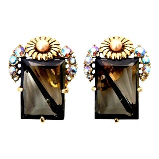 Vintage Elsa Schiaparelli Faceted Topaz Crystal Glass Clip on Earrings, 1940's For Sale