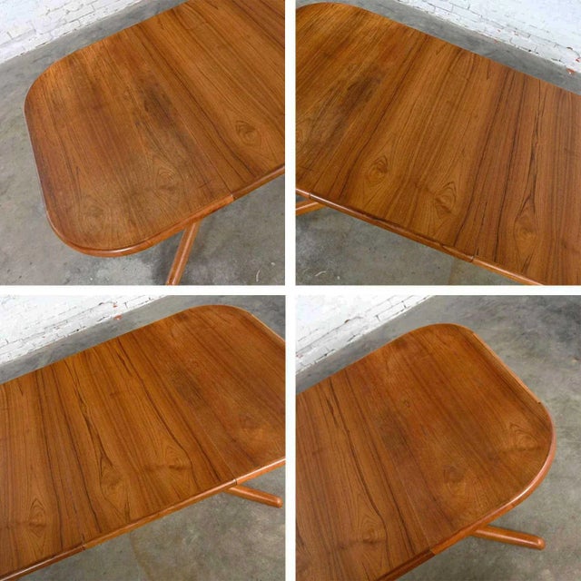 Vintage Teak Scandinavian Modern Expanding Dining Table With 2 Leaves Style Neils Moller For Sale - Image 9 of 13