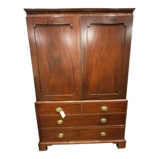 19th Century Mahogany Linen Press Georgian Style For Sale