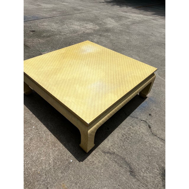 Up for consideration is a beautiful vintage Baker coffee table with Ming legs. This would look lovely in your home and it...