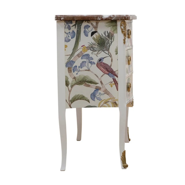 Wood 1950s Louis XV Style 3 Drawer Chest With Exotic Birds Design and Natural Marble Top For Sale - Image 7 of 8