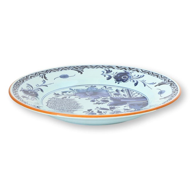 Traditional Delft Colonial Williamsburg Plate, "Williamsburg Restoration" Project For Sale - Image 3 of 3