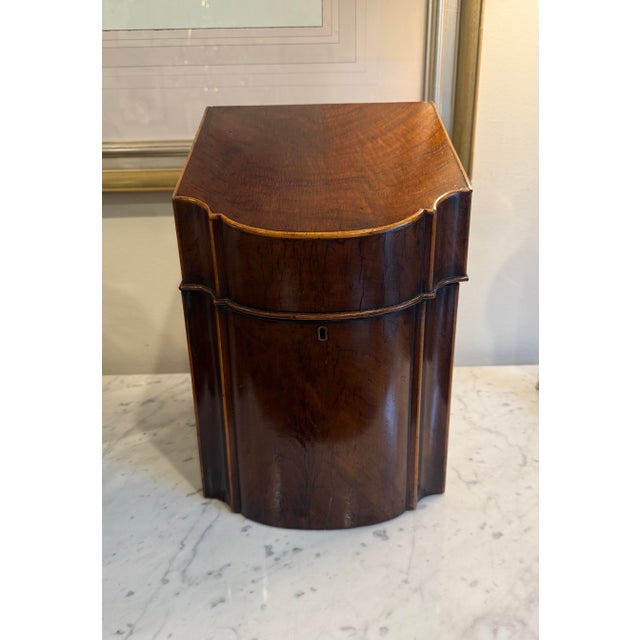 Circa 1790 English George III Inlaid Mahogany Serpentine Knife Box For Sale - Image 11 of 11