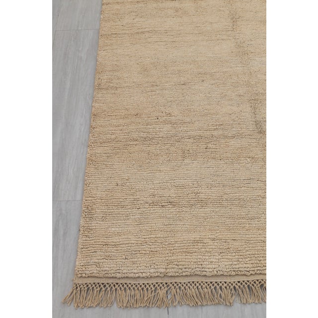 Boho Chic High Quality Hand Knotted Natural Jute Loop Pattern Solid Rug 12x15Ft. For Sale - Image 3 of 12