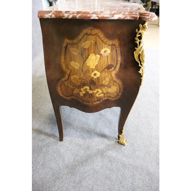 1900-1909 Gilt Dore' Bronze Inlaid Bombe French Louis XV Marble Top Commode For Sale - Image 10 of 11