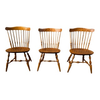 Late 20th Century Nichols & Stone Furniture Windsor Style Spindle Back Solid Birch Wood Dining Side Chairs - Set of 3 For Sale