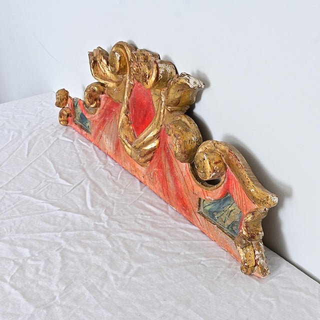 Italian 18th Century Carved Painted and Parcel Gilt Overdoor For Sale In Baton Rouge - Image 6 of 9