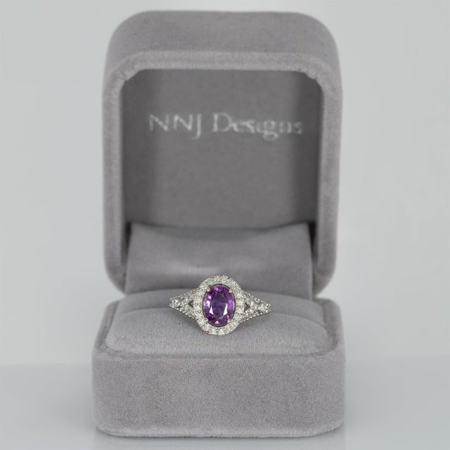Modern 1.6Ct Purple Sapphire Ring With Natural Diamond Halo: Solid 14k Gold, Size 6.75 For Sale - Image 3 of 11