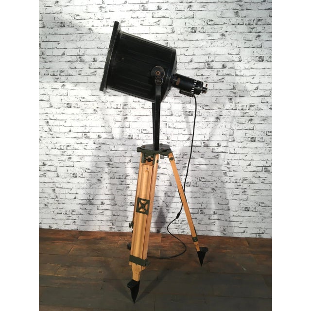 1960s Vintage Black Industrial Spotlight on Wooden Tripod For Sale - Image 5 of 18