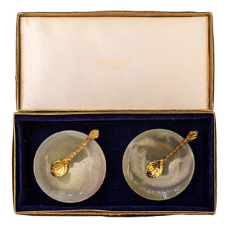 Vintage Jade Salt Shakers with Gold Metal Base by Angeletti Roma, 1950s, Set of 2 For Sale