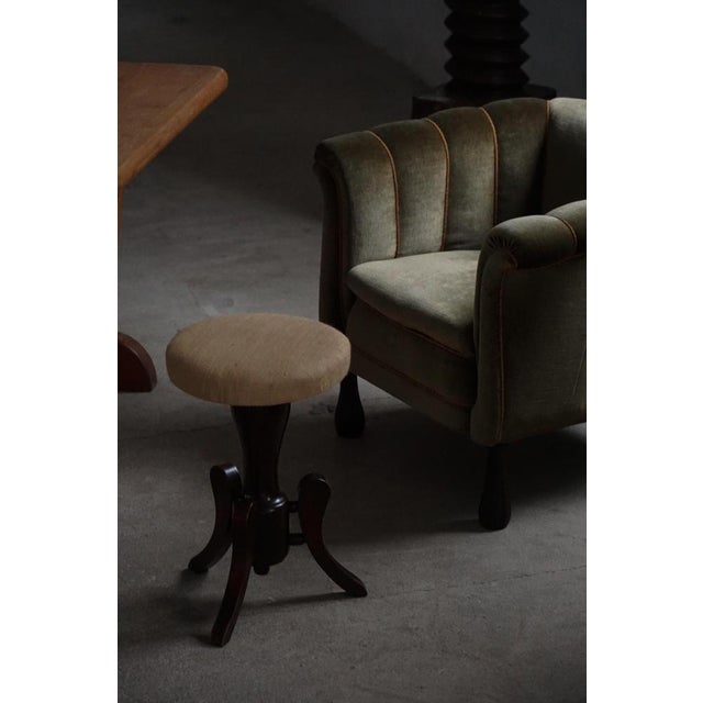 Early 20th Century Victorian Adjustable Piano Stool with Hessian Seat, 1920s For Sale - Image 4 of 16