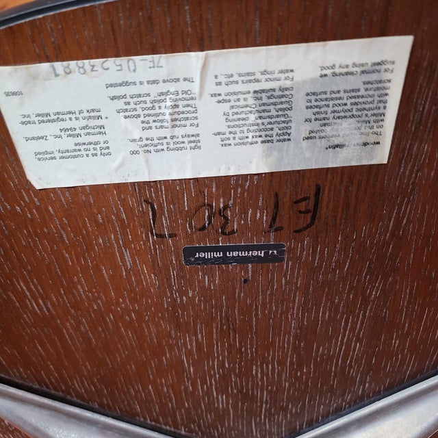 1960s 1960s Herman Miller Eames Round Walnut Coffee Table With Aluminum Base – Mid-Century Modern For Sale - Image 5 of 13