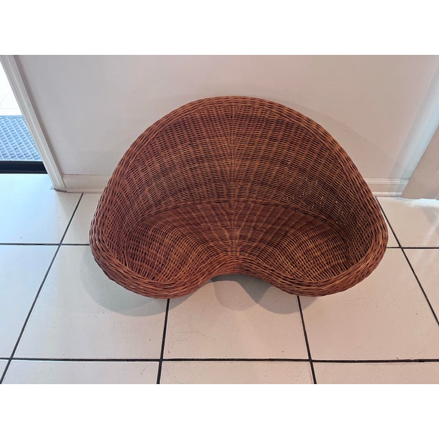 Vintage Handwoven Rattan Yoga Meditation Chair /Allows You to Sit in the Way“Lotus “Meditation Position For Sale - Image 10 of 11