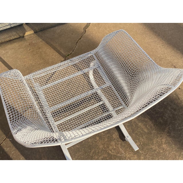White Rare Vintage Woodard Sculptura Low Wide Springer Lounge Armchair 1950s, Attributed For Sale - Image 8 of 9